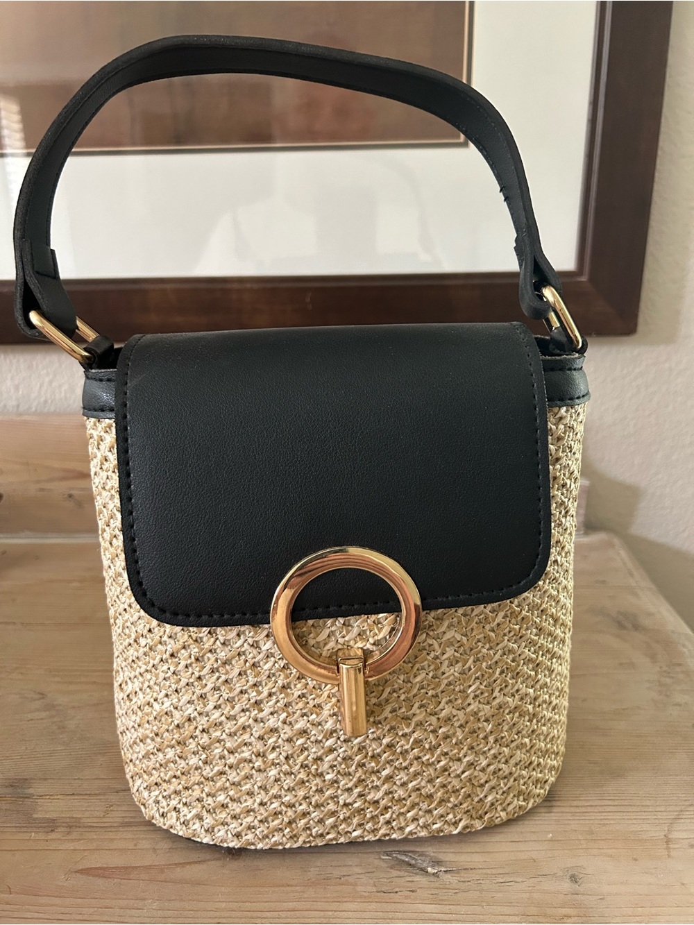 NWOT Natural Straw Crossbody with Black Flap and Gold Ring